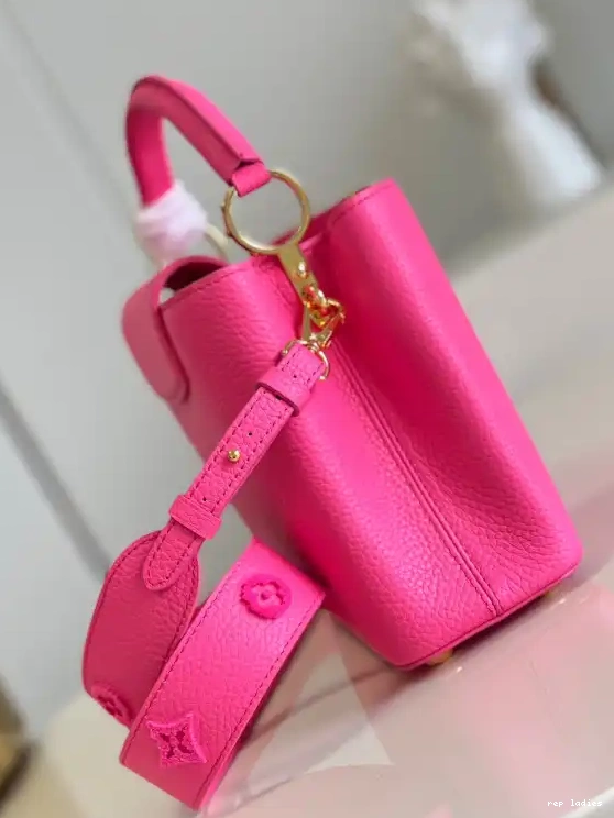 Cheap BB LOUIS VUITTON CAPUCINES 0512